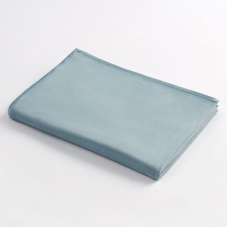 Thermal blanket, blue, 70x110"